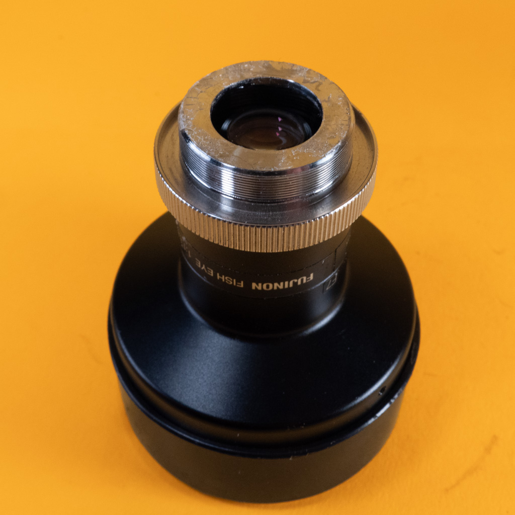 Lens Fujinon Fisheye 2.7mm T1.8 C-mount ??