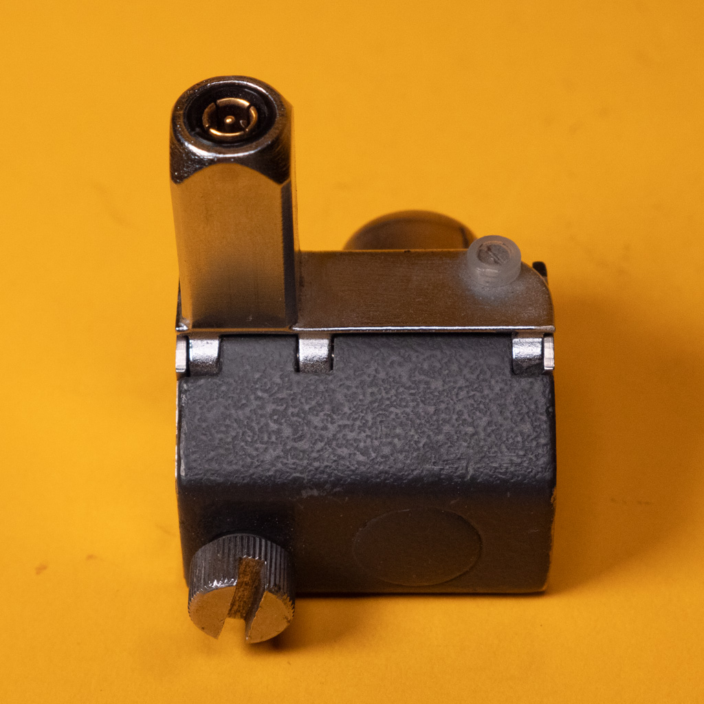 Arriflex SR1/2 Battery Adapter