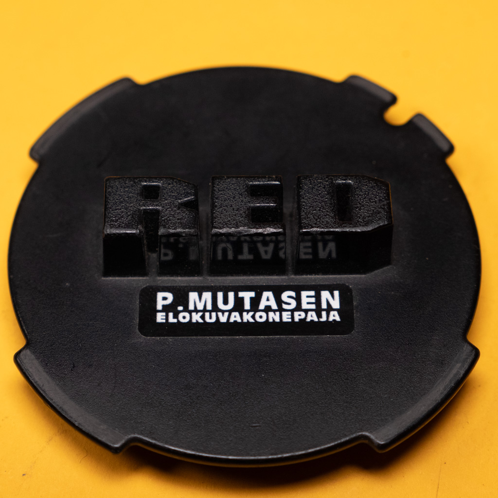 PL-mount body cap RED