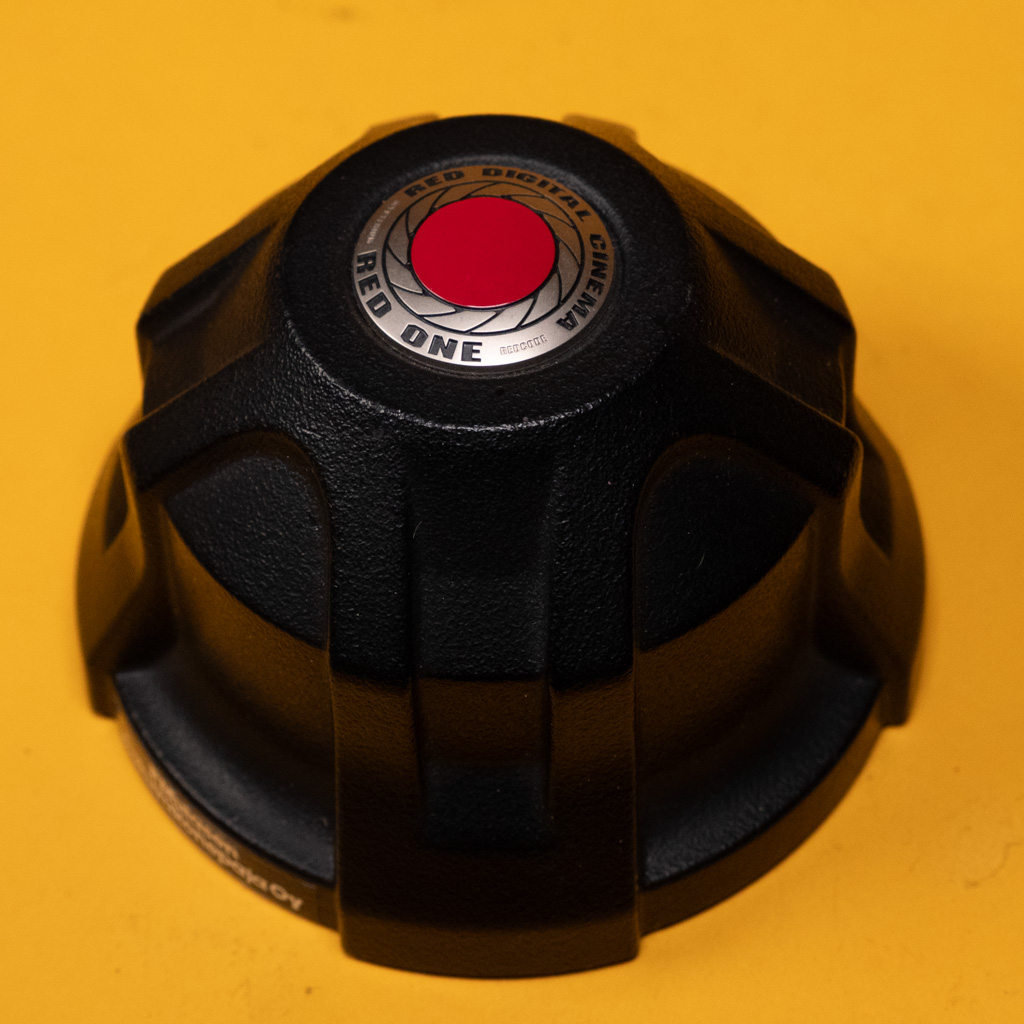 PL-mount rear lens cap RED