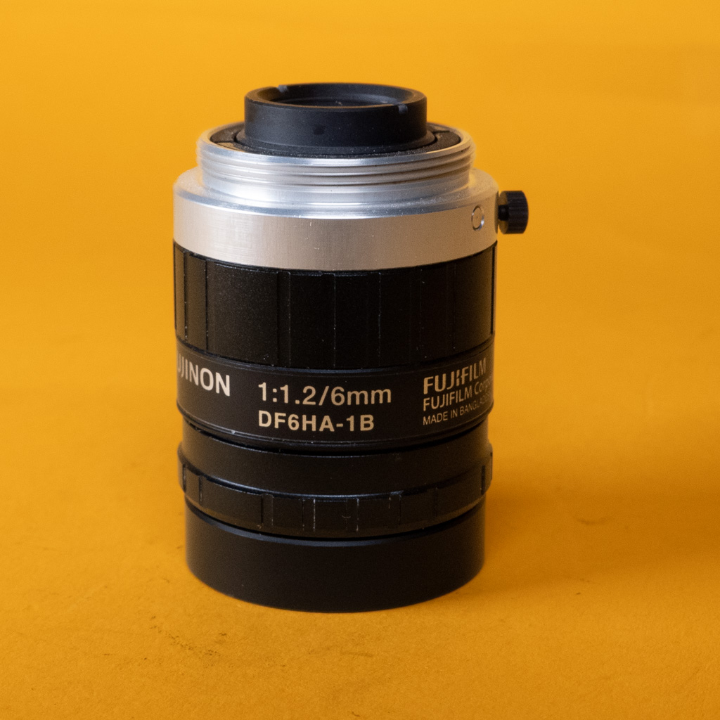 Lens Fujinon DF6HA-1B 6mm T1.2 C-mount