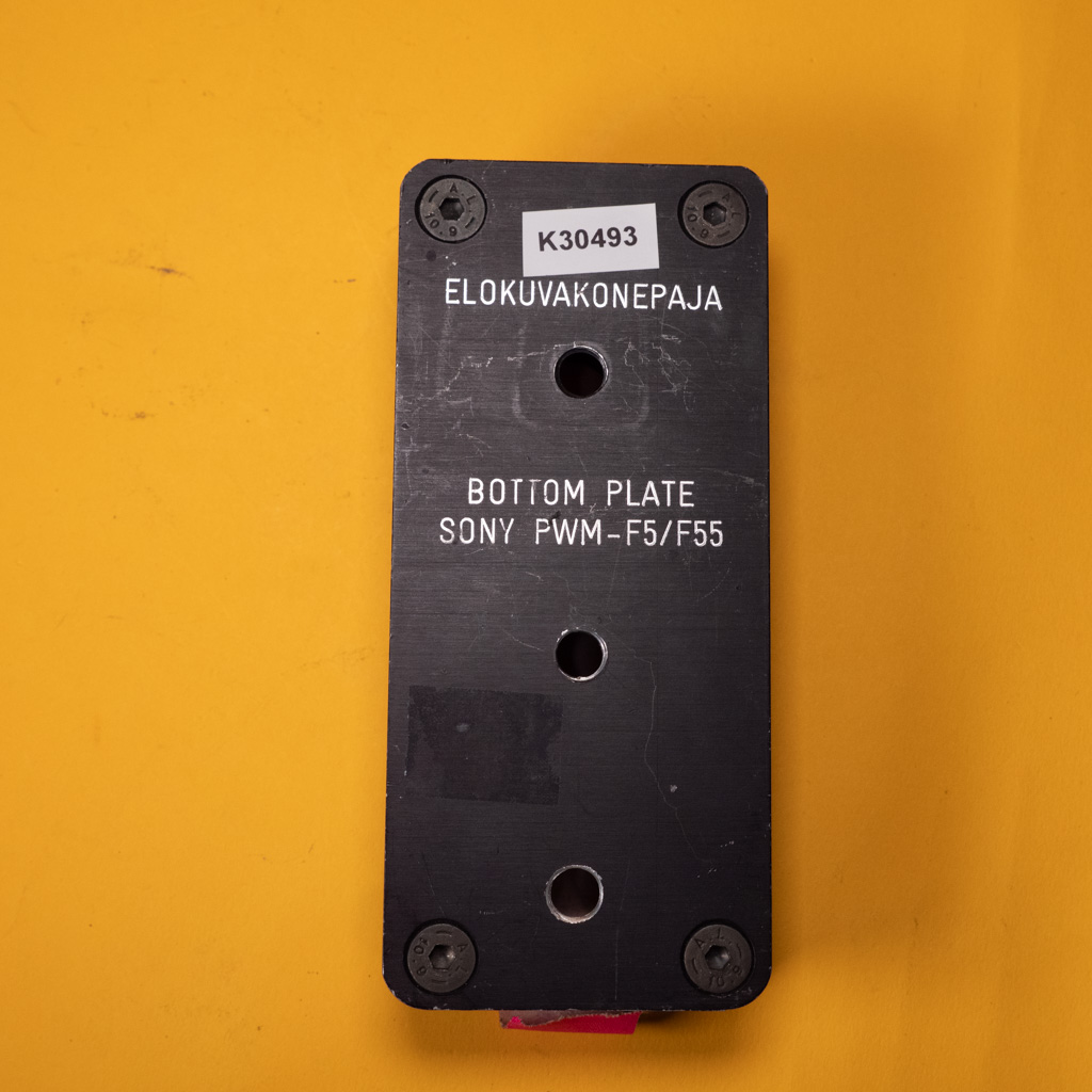 [K30493] Bottom plate Sony PWM-F5/F55